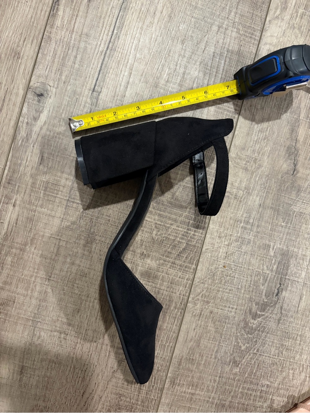 NWOT Lulus Women's Black Pointed Ankle-Strap Block Heels - Picture 6 of 6
